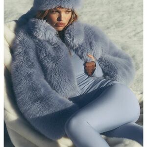 ALO Yoga Opulent Faux Fur Cropped Jacket